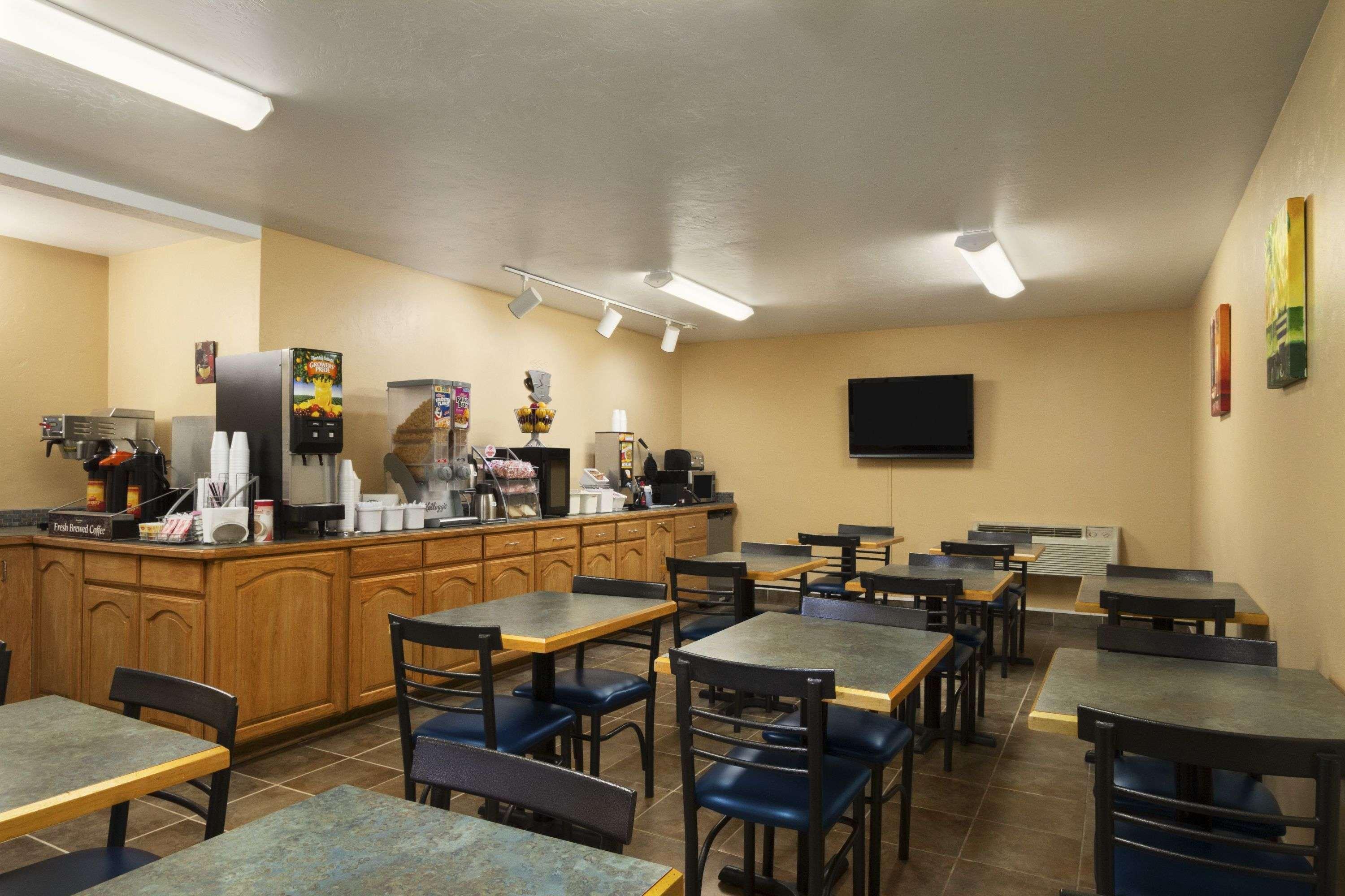 Motel Super 8 By Wyndham Kennewick Exterior foto